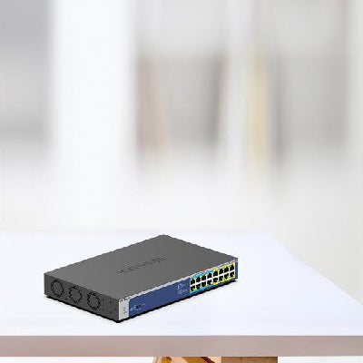 NETGEAR 16-Port Gigabit Ethernet Unmanaged PoE Switch (GS516UP) - with 8 x PoE+ and 8 x Ultra60 PoE++ @ 380W, Desktop or Rackmount