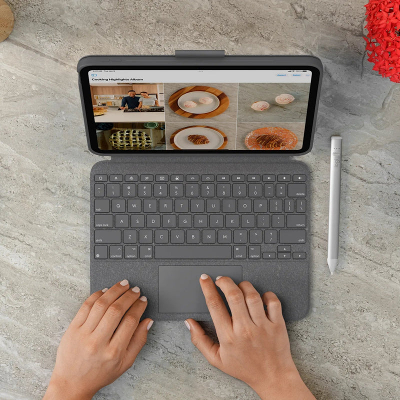 LOGITECH Combo Touch Keyboard Case for iPad