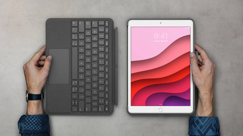 LOGITECH Combo Touch Keyboard Case for iPad